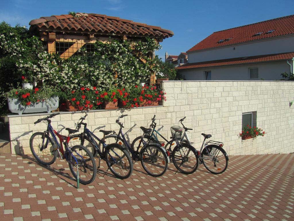 שיבניק Jimy Apartments מראה חיצוני תמונה